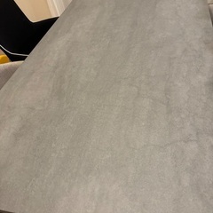 ダイニングテーブル、イスセットの画像