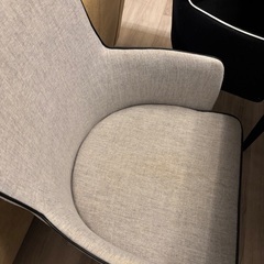 ダイニングテーブル、イスセットの画像