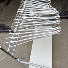 山善キャスター付スラックスハンガーの画像