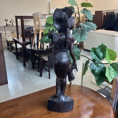 M2511-192 バリ島 木彫り サラスワティ風 アジアンインテリア キズ汚れ有りの画像