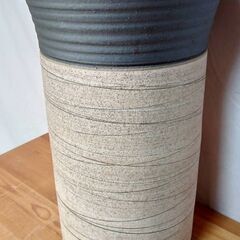 【B410】傘立て　陶器製　擦れあり　高さ43㎝　現状品の画像