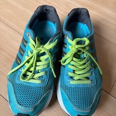 adizero 23.5cm
の画像