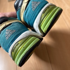 adizero 23.5cm
の画像