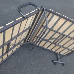 ニトリ　折りたたみスノコベッドの画像