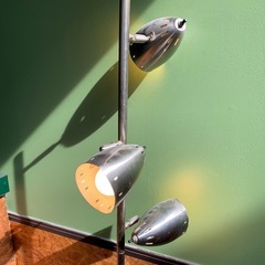 シルバーの3灯フロアスタンド　モダン　レトロの画像