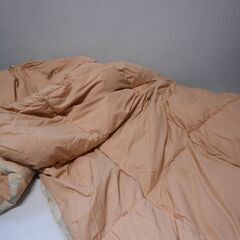 【配送出来ます】HIROKO KOSHINO 羽毛布団 シングル（近くなら配送も可能です。宅配もお問合せ下さい）の画像