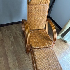 籐の椅子の画像