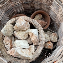 洋風　砂利　石　大量の画像