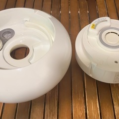 ±０の加湿器とレイコップのセットの画像