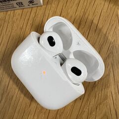 Apple AirPods（第3世代） MME73J/Aの画像