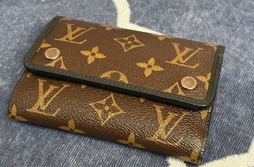 ヴィトン　財布　マカサー　ポルトフォイユ