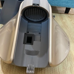 SHARP シャープ ふとん掃除機の画像
