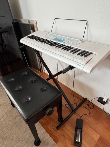 CASIOの光ナビゲーションキーボード「LK-128」