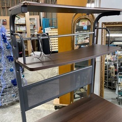 ⭐️土日元気に営業中‼️⭐️ パソコンデスクの画像