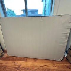 IKEA ダブル　マットレスの画像