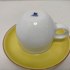 白山陶器 カップ＆ソーサー 5客セット イエロー 食器セット 来客用 ギフトにも最適 保管箱付き 磁器 ホワイト×イエロー 　251113-4Aの画像