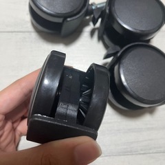 ルミナス パーツ キャスター4個の画像