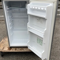 配達設置無料 特価 AQUA ノンフロン直冷式 1ドア 冷蔵庫の画像