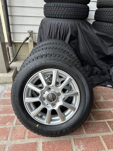 新品スタッドレスホイールセット4本