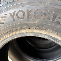 スタッドレスタイヤ　195/80-15  4本セットの画像