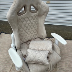 タンスのゲン ゲーミング座椅子 低反発 回転式 レバー式 ハイバック アームレスト付  ベージュの画像