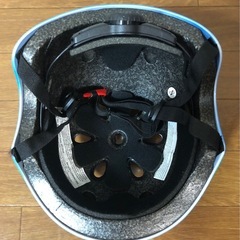 自転車 子供用 ヘルメット サイクリング  差し上げます。の画像