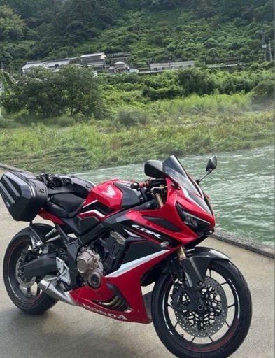 ホンダ CBR650R 2023年式 レッド