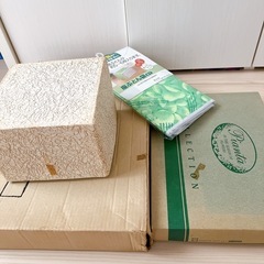 花台　お重箱　ギフトセットタッパーなどの画像