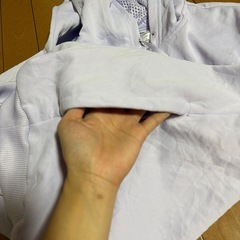 adidas 薄紫 フード付きパーカー Mの画像