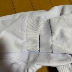 adidas 薄紫 フード付きパーカー Mの画像