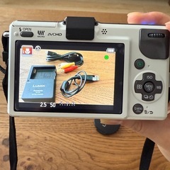 Panasonic LUMIX DMC-GF2＋レンズ、SDカード、三脚 セットの画像