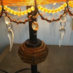 ☆エスニック調 ビーズ装飾 テーブルランプの画像