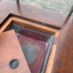 囲炉裏 炉端 炭 座卓 火鉢 天然木 インテリア家具 囲炉裏机 古民具 アンティークの画像