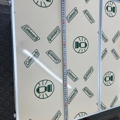 キャンプ用テープルの画像