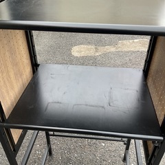 スチールラックの画像