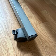 ＰＣラック　マウス置きテーブル付き　キャスター有り　本体のみの画像