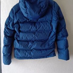 新品未使用　ユニクロ　シームレスダウン　メンズ　ブルーグレー？サイズXS　の画像