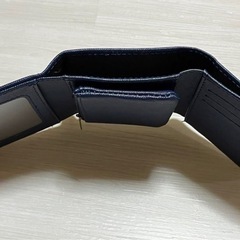 コンパクト　三つ折り財布　紺色　ネイビーの画像