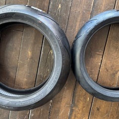 【希少品】ピレリ ディアブロ スーパー コルサ V3 SC1 120/70-17 200/55-17 前後セット 新品未使用 店舗室内保管　F2024年製/R2022年製 新品の画像