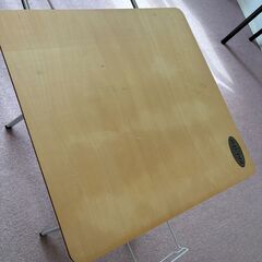 野外テーブル　折りたたみできます　説明書付きの画像