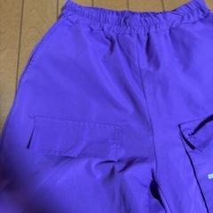 紫 カーゴパンツ　Sの画像