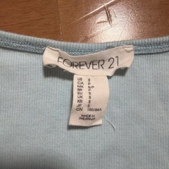 FOREVER 21 ライトブルー 半袖Tシャツ Sの画像