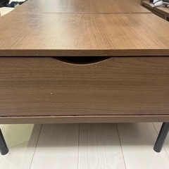 【ニトリ 昇降センターテーブル（リフティングテーブル）】の画像