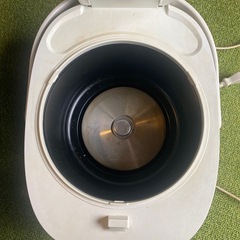 シルバー デジタル炊飯器　土鍋加工炊飯器 DT-NSH1811-5A 5.5合 の画像