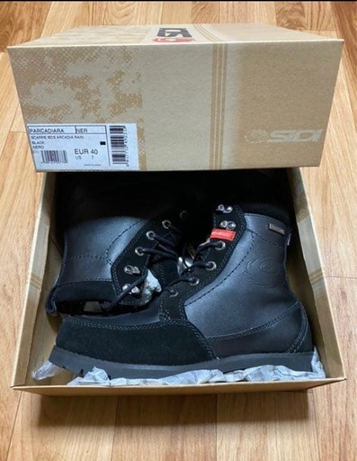 Sidi Arcadia 防水ライティングブーツ