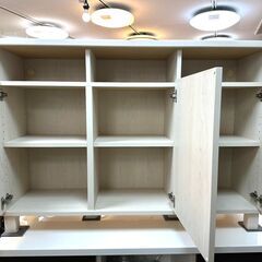 ♪収納量抜群！上部を活かせるサイドボード♪の画像