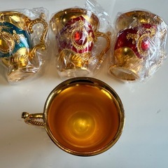 【新品】ティーカップセット（装飾品） 豪華な金色 4個の画像