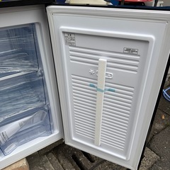 2024年製　アイリスオーヤマ　60L 冷凍庫　IUSD-6B-Bの画像