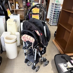 【お買い得‼️】アップリカ マワール4WF 820 睡眠おりがみDX エクセレント ベビーカー 折りたたみ ブラック♪の画像