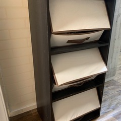 ❤️断捨離早い者勝ち　濃いブラウン　3段ボックス収納　アイボリー収納ケース付きの画像